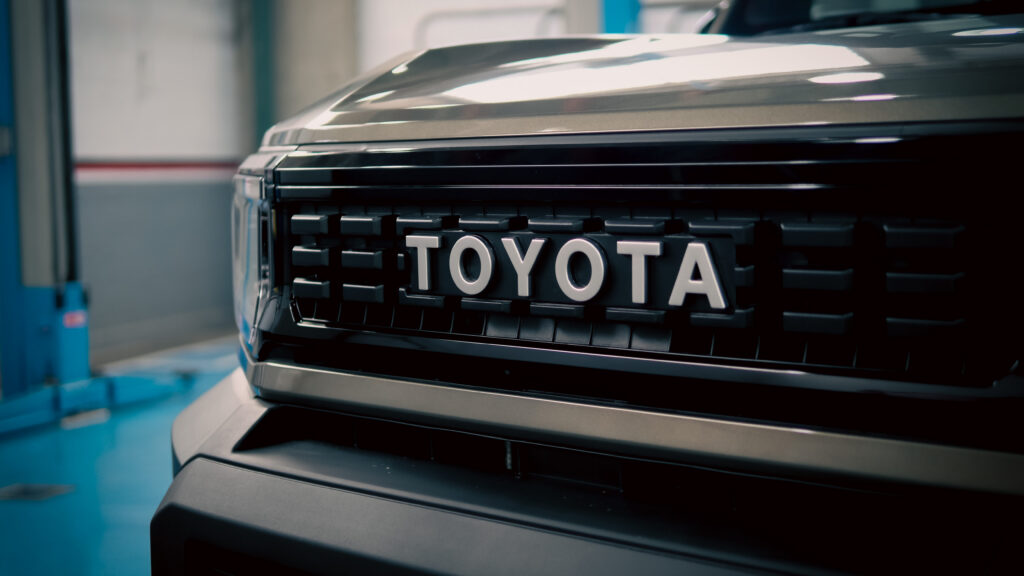 Historia de la Toyota FJ: Del Clásico Indestructible al Land Cruiser FJ 2026 en «Modo Leyenda»